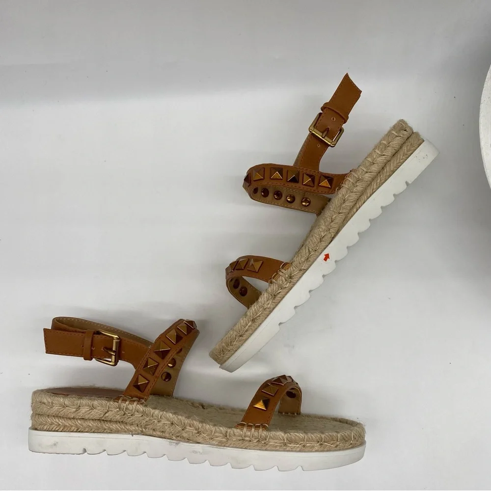 WILD PAIR Yelenah Studded Espadrille Sandals in faux leather cognac size 6.5M